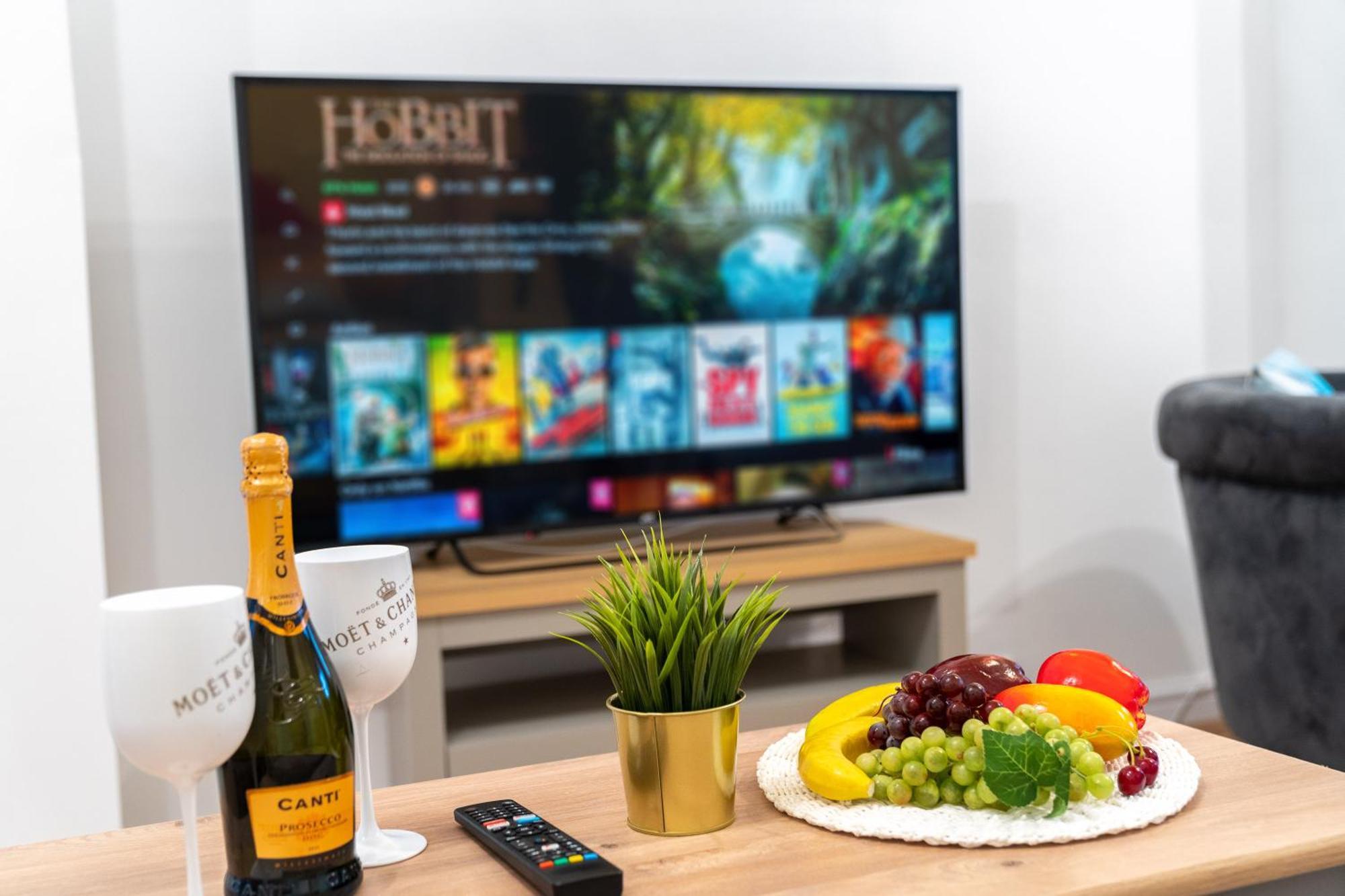 Luxury 3 Bedroom House - Harborne - Parking - Garden - Wifi & Netflix 122G Birmingham Exterior photo